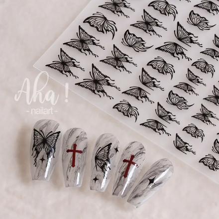 nail art papillon ailes goth