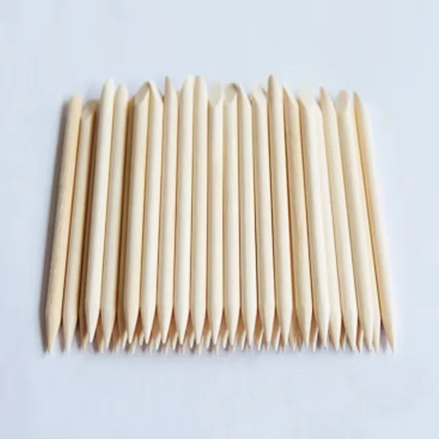 50 WOODEN MANICURE STICKS