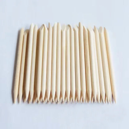 50 BATONS DE MANUCURE EN BOIS